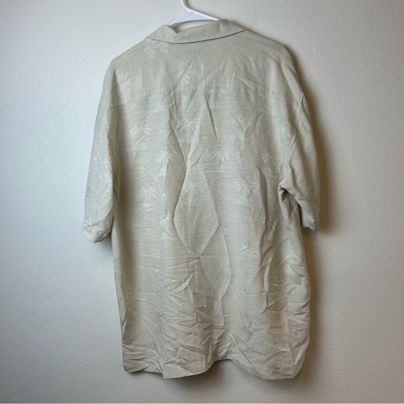 Tommy Bahama Shirt Men’s XL Hawaiian Button Up Silk Short Sleeve Aloha Classic - Picture 7 of 13